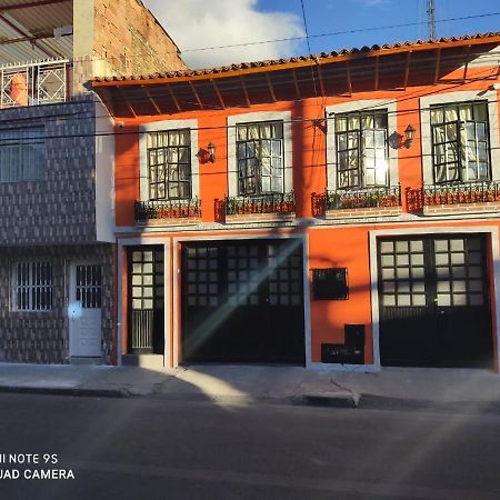 الشقق الفندقية بوغوتافي  Hogar Colonial المظهر الخارجي الصورة